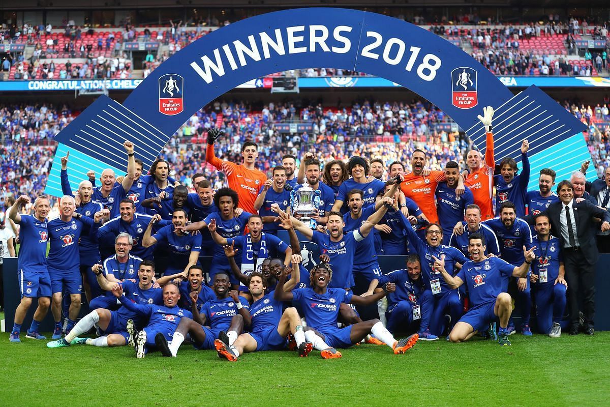 Antonio Conte's Chelsea team celebrating their FA Cup triumph in 2018.